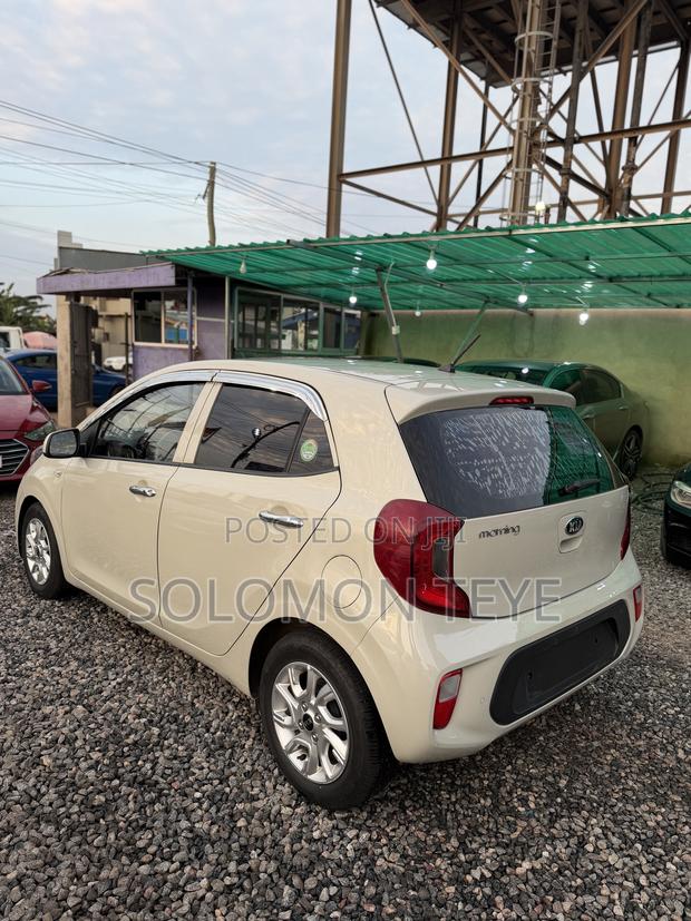 Kia Morning 2017 White