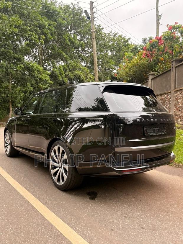 Land Rover Range Rover Autobiography 2024 Black