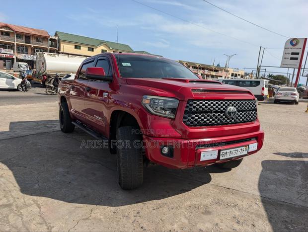 Toyota Tundra SR5 5.7L V8 w/FFV 4x4 Double Cab 6.6 ft. box 145.7 in. WB
