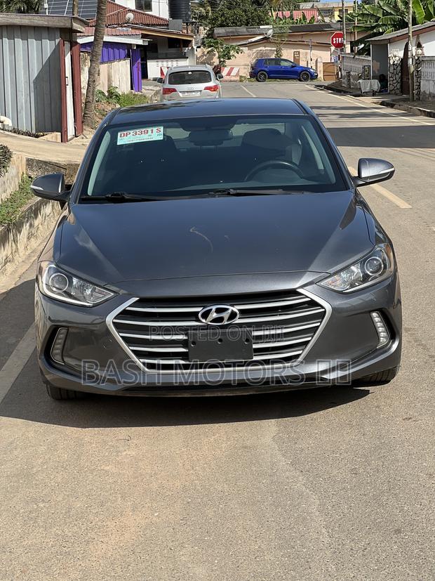 Hyundai Elantra SE 2018 Gray