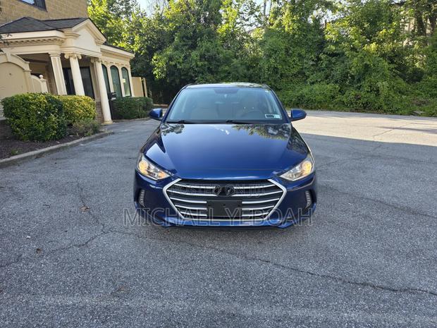 Hyundai Elantra ECO 2018 Blue