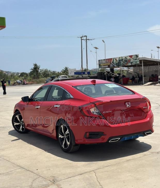 Honda Civic Touring 2dr Coupe (1.5L 4cyl) 2017 Red