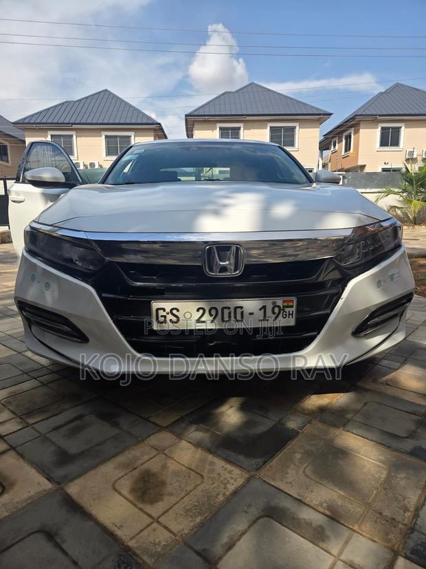 Honda Accord Sport 2018 White