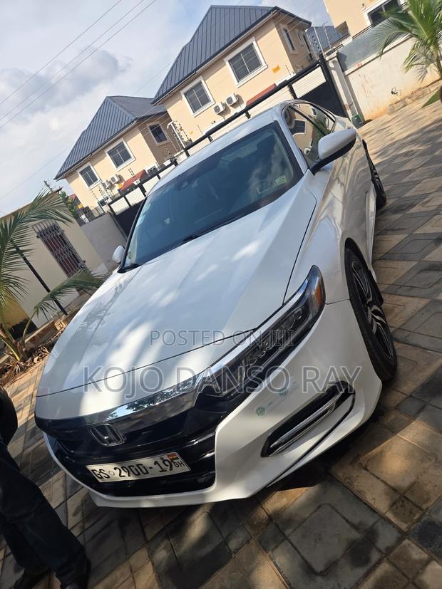 Honda Accord Sport 2018 White