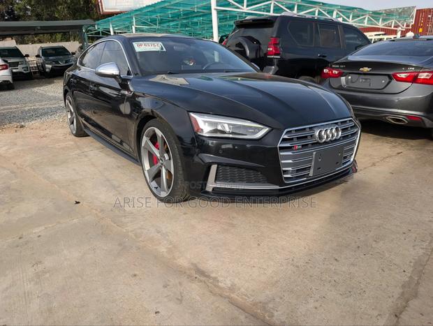 Audi S5 3.0T Premium AWD quattro Sportback 2019 Black