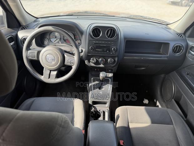 Jeep Patriot Sport 4x4 2016 Gray
