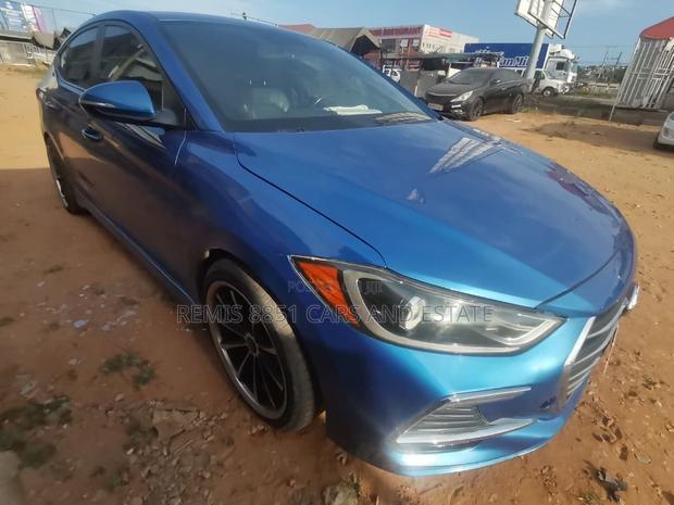 Hyundai Elantra 2018 Blue