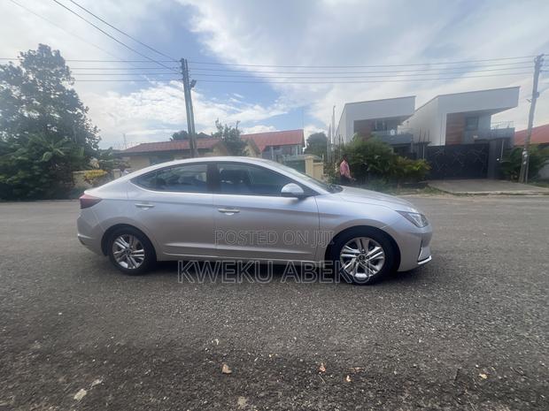 Hyundai Elantra SE 2020 Silver