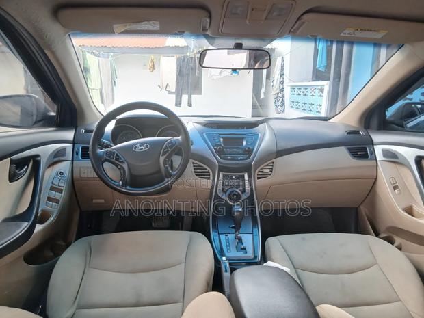 Hyundai Elantra GLS Sedan FWD (1.8L 4cyl 6A) 2013 Gray