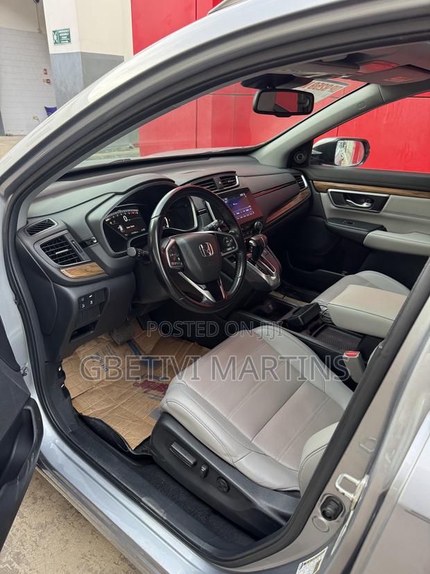 Honda CR-V 2018 Silver