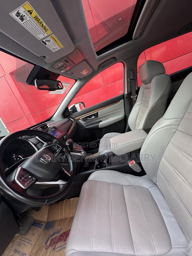 Honda CR-V Touring AWD 2018 Silver