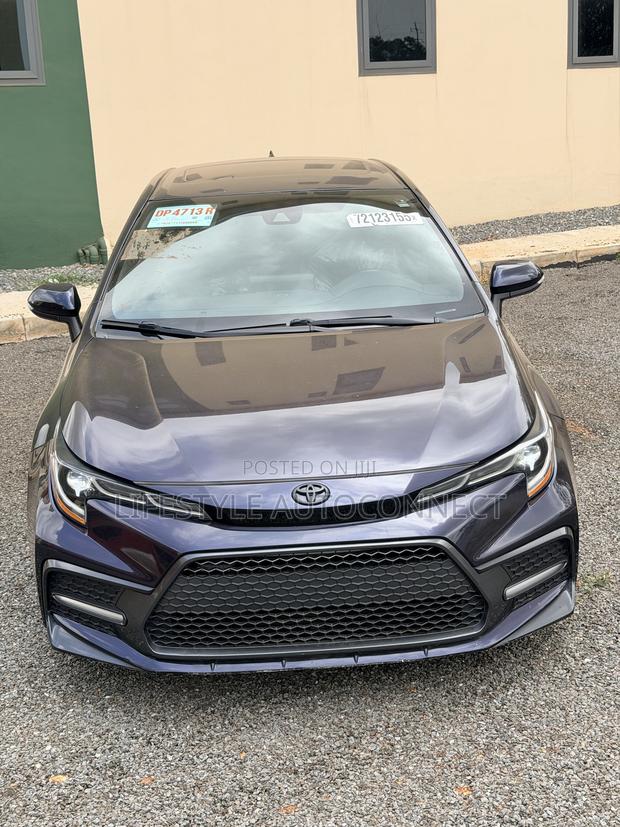 Toyota Corolla 2022 Blue