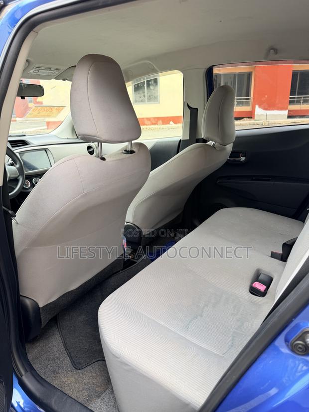 Toyota Vitz 2014 Blue