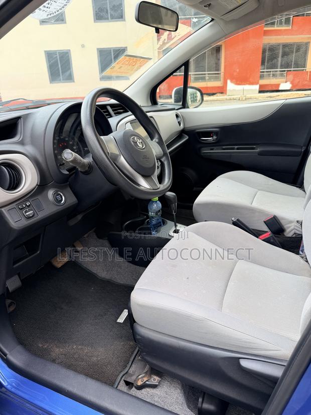 Toyota Vitz 2014 Blue
