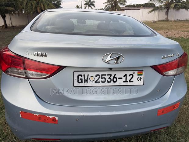 Hyundai Elantra Limited 2012 Blue