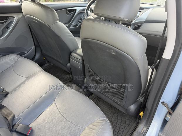 Hyundai Elantra Limited 2012 Blue