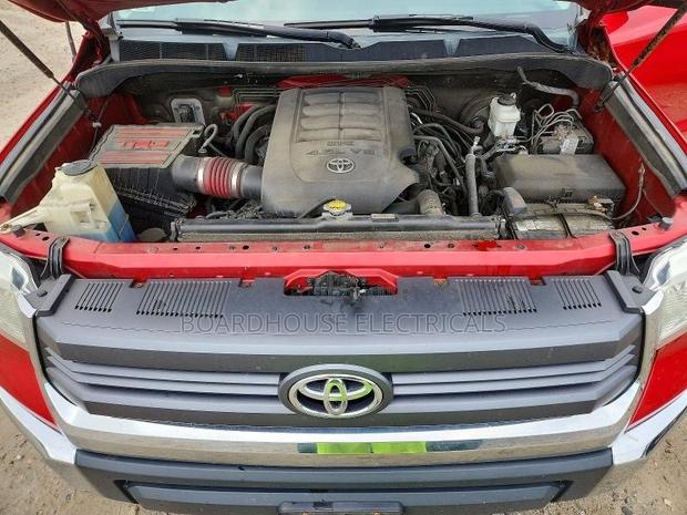 Toyota Tundra SR 4dr Double Cab SB (4.6L 8cyl 6A) 2014 Red
