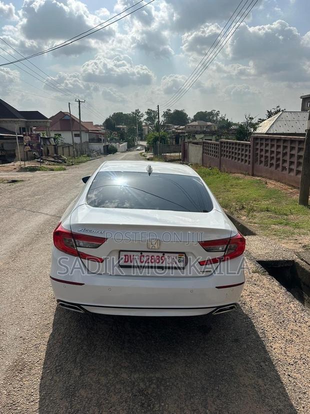 Honda Accord EX-L (1.5L 4cyl Turbo CVT) 2019 White
