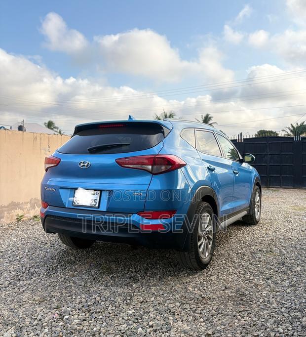 Hyundai Tucson SE AWD 2018 Blue