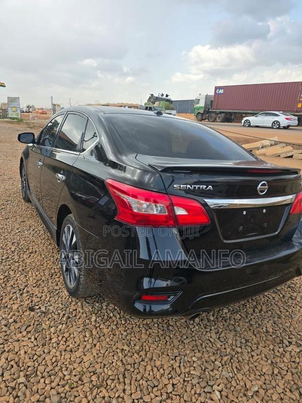Nissan Sentra 2019 Black