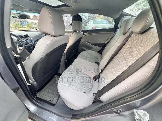 Hyundai Accent SE Sedan 2017 Gray