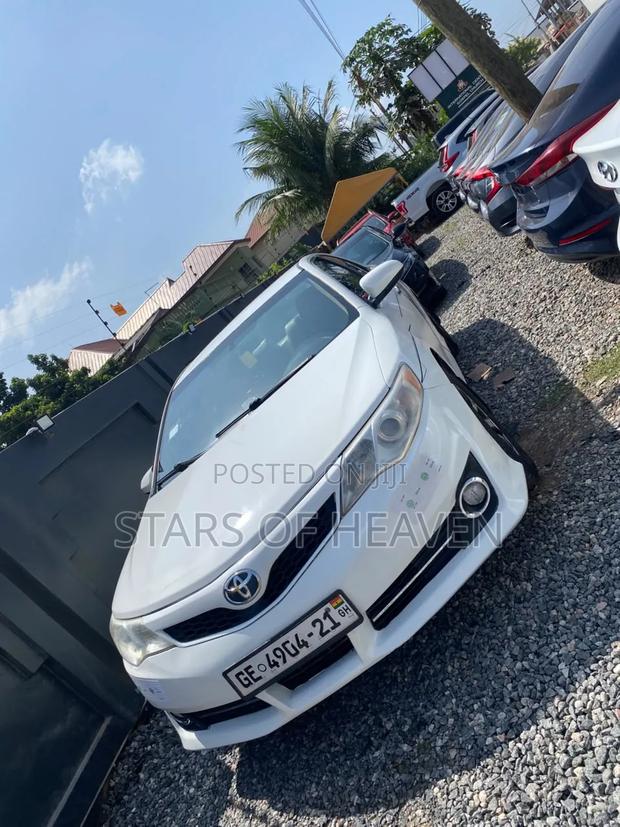 Toyota Camry 2014 White