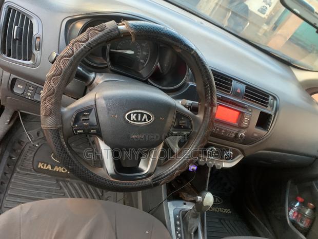 Kia Rio LX 4dr Sedan (1.6L 4cyl 6M) 2013 Brown
