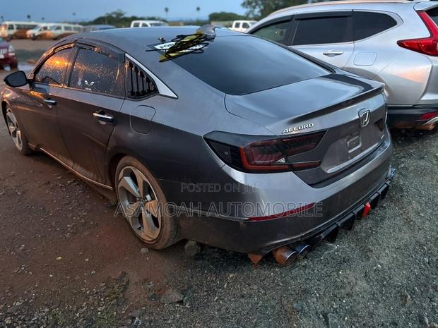 Honda Accord Touring 2018 Gray