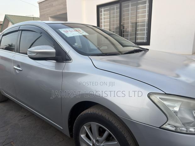 Nissan Sentra 2014 Silver