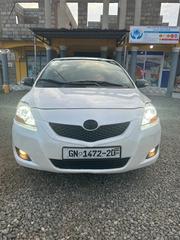Toyota Yaris 2013 White for sale