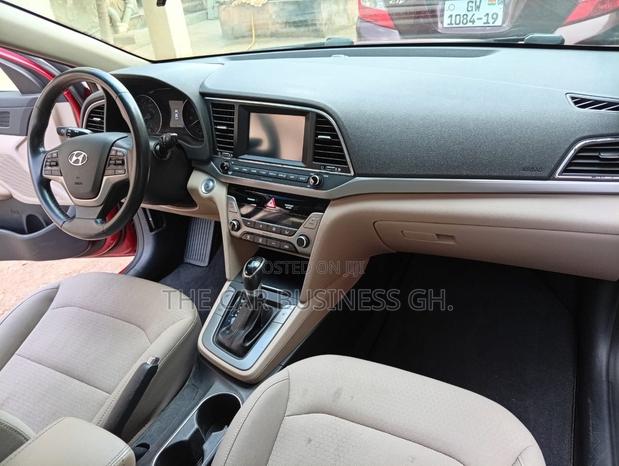Hyundai Elantra Limited 2018 Red