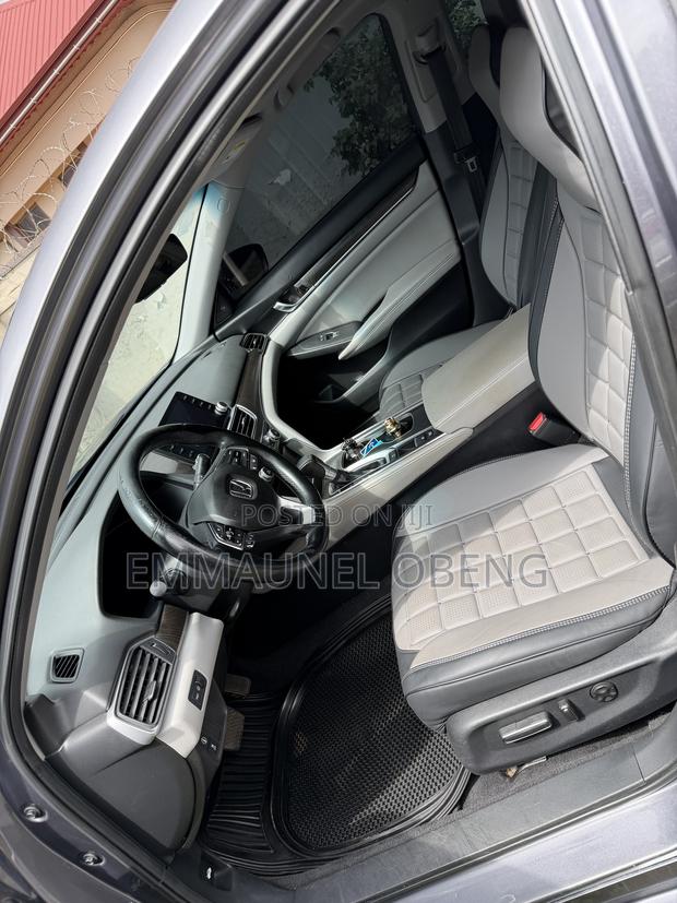 Honda Accord 2019 Gray