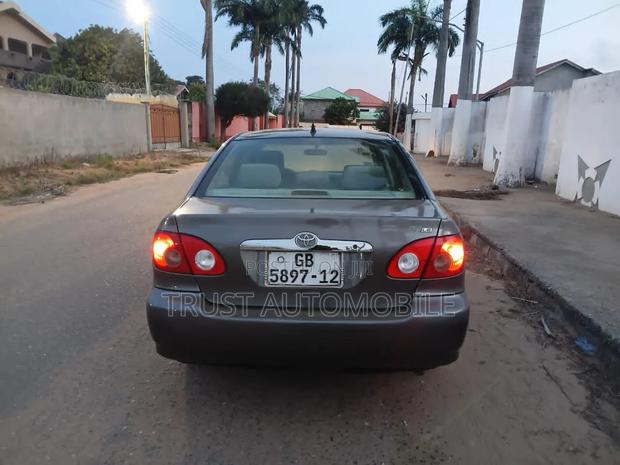 Toyota Corolla 2008 Gray