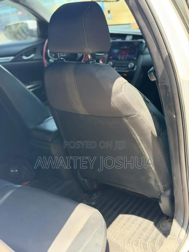 Honda Civic 2021 White
