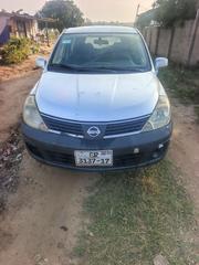 Nissan Versa Hatchback 1.8 S 2009 Silver for sale