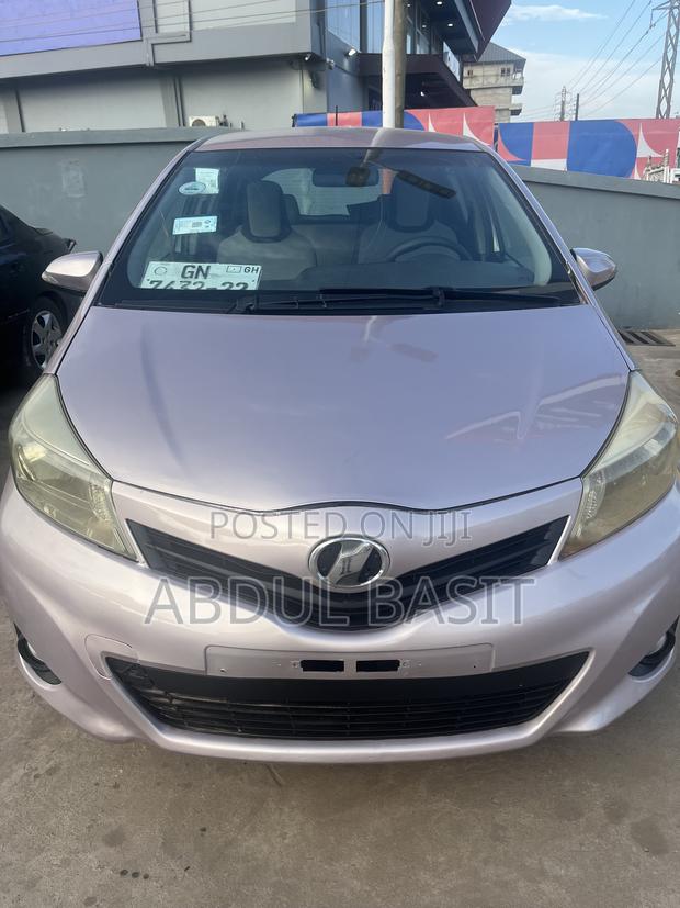 Toyota Vitz 2012 Pink