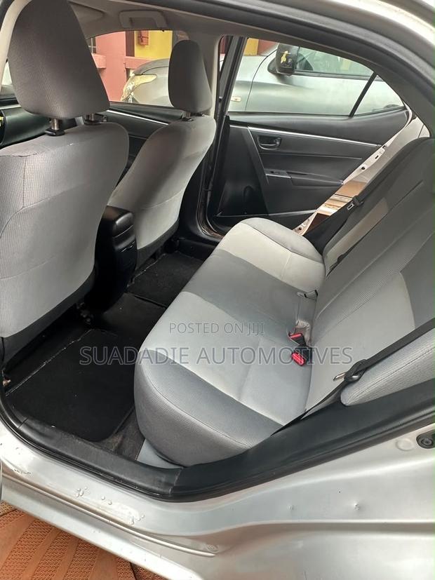 Toyota Corolla 2014 Silver