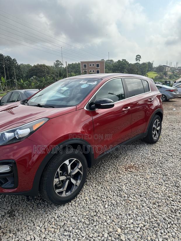 Kia Sportage LX 2022 Red