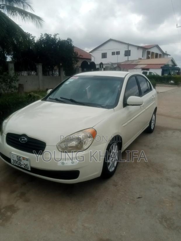 Hyundai Accent 2010 White