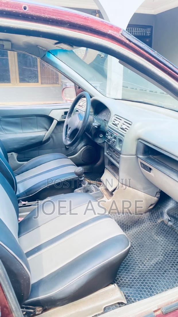 Opel Vectra 1992 Maroon