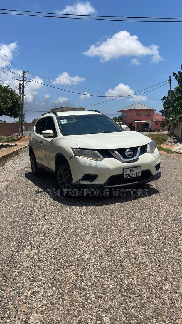 Nissan Rogue 2015 White