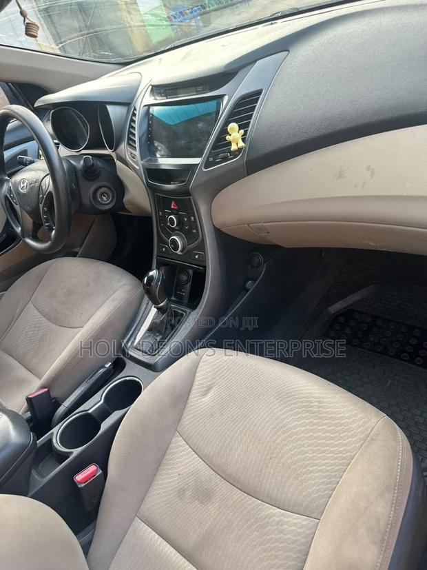 Hyundai Elantra Limited 4dr Sedan (1.8L 4cyl 6A) 2015 Black