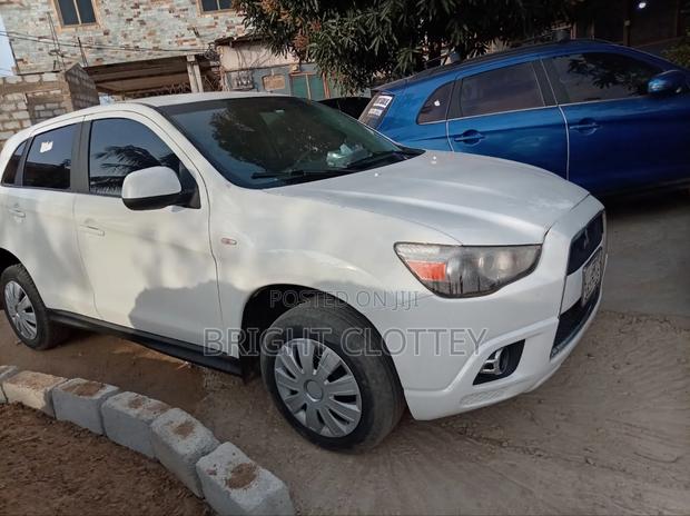 Mitsubishi Outlander 2015 White