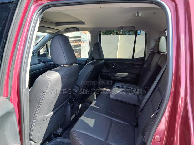 Honda Ridgeline TrailSport AWD 2024 Red