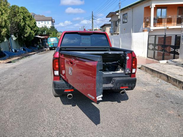 Honda Ridgeline TrailSport AWD 2024 Red