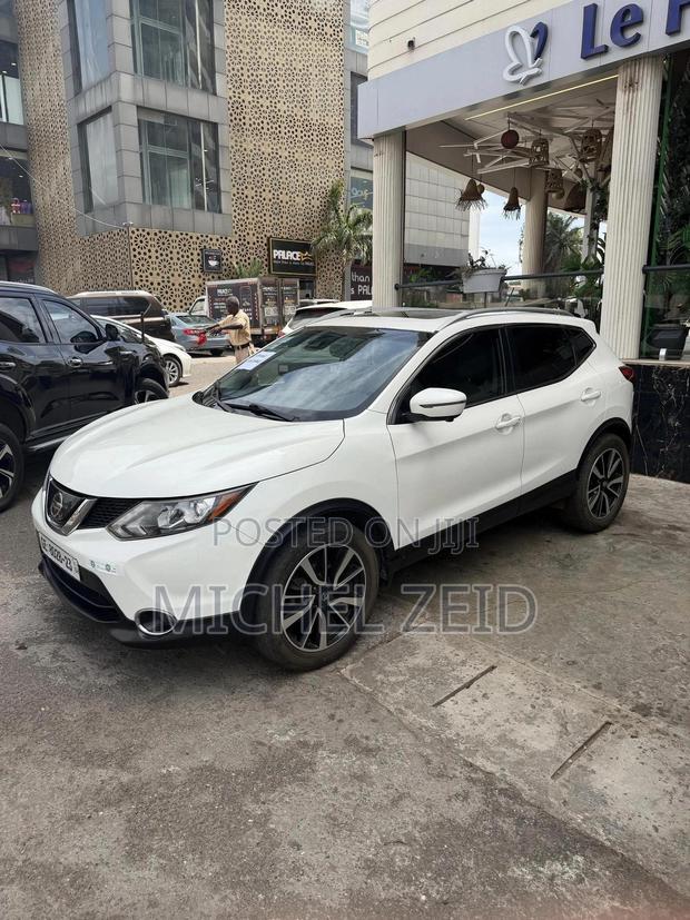 Nissan Rogue S FWD 2019 White