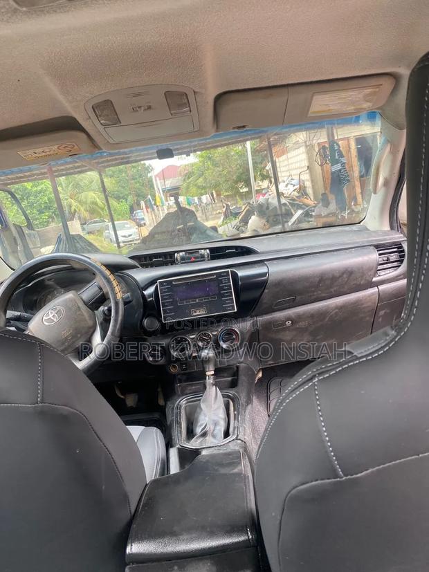 Toyota Hilux 2.4 Diesel 2020 Gray