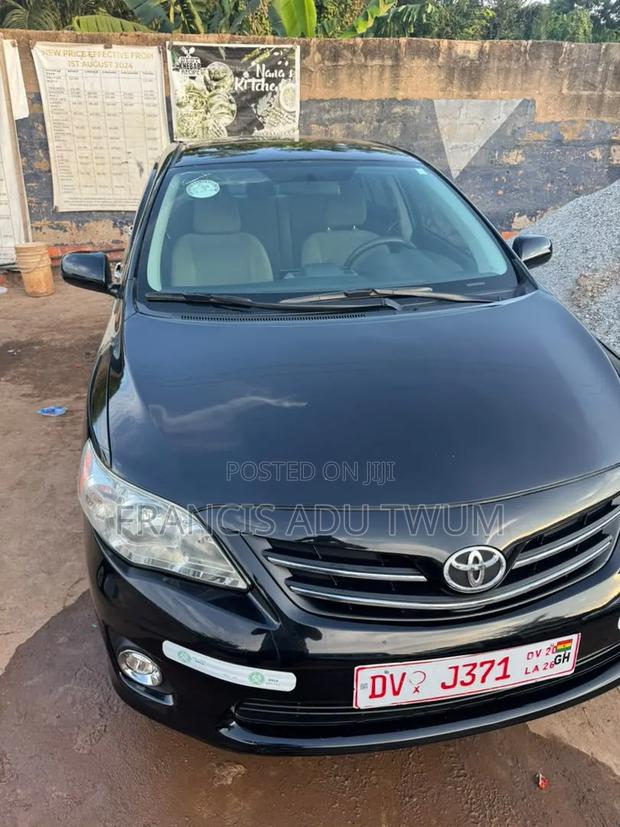 Toyota Corolla 2014 Black