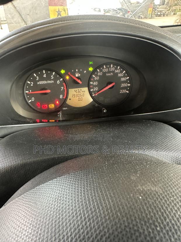 Nissan Micra 2010 Brown