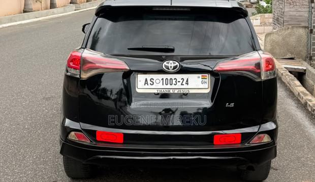 Toyota RAV4 2016 Black